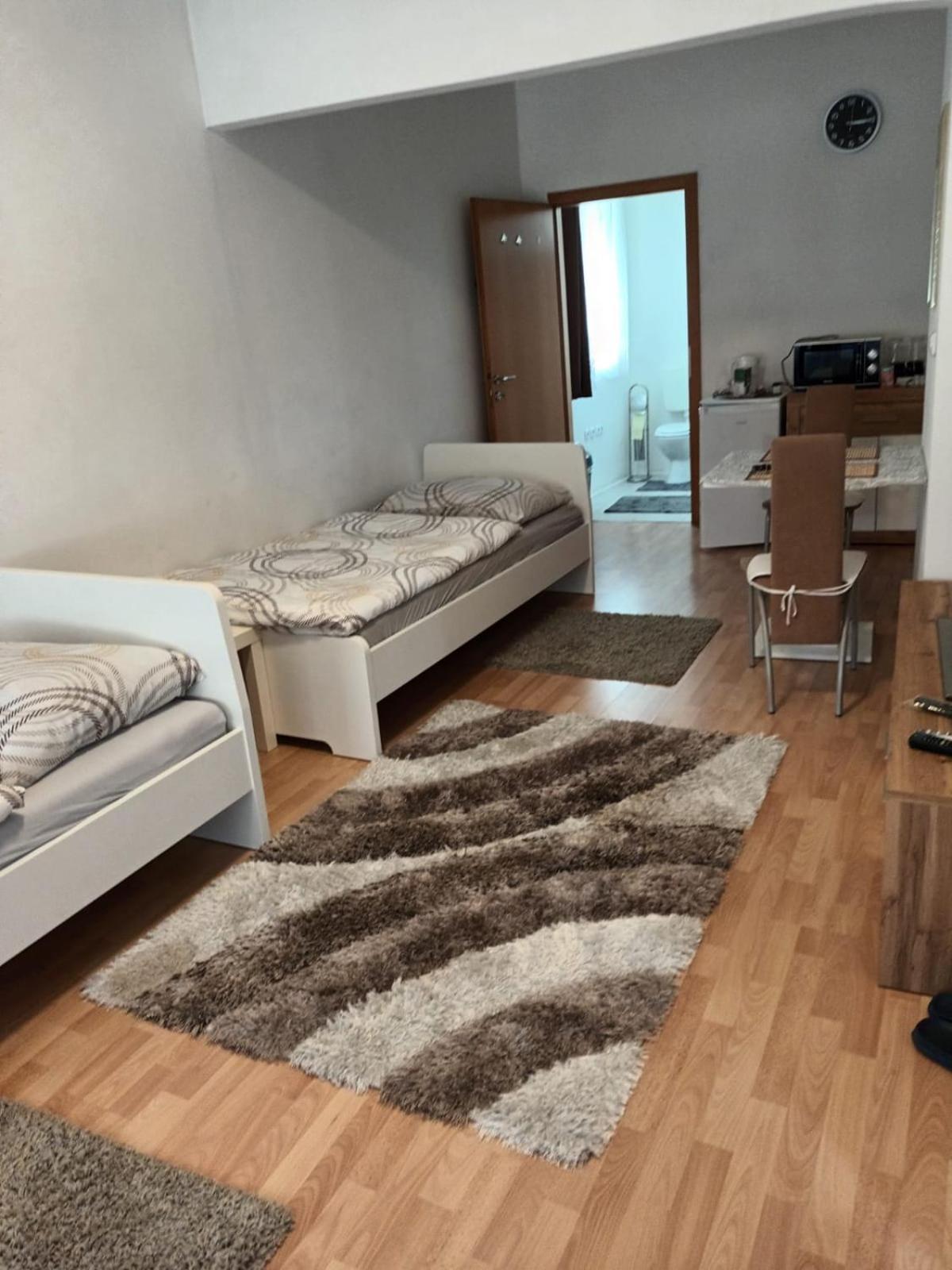 Privat Zimmer Kf Apartment *
